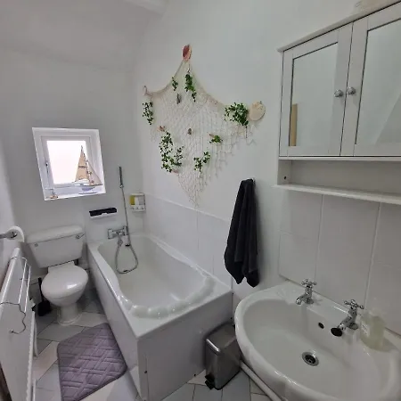 4 Bed Charming, Family-Friendly Cottage 1694 Rossendale Exterior photo
