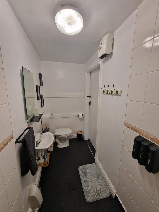 4 Bed Charming, Family-friendly 1694 Holiday home Rossendale